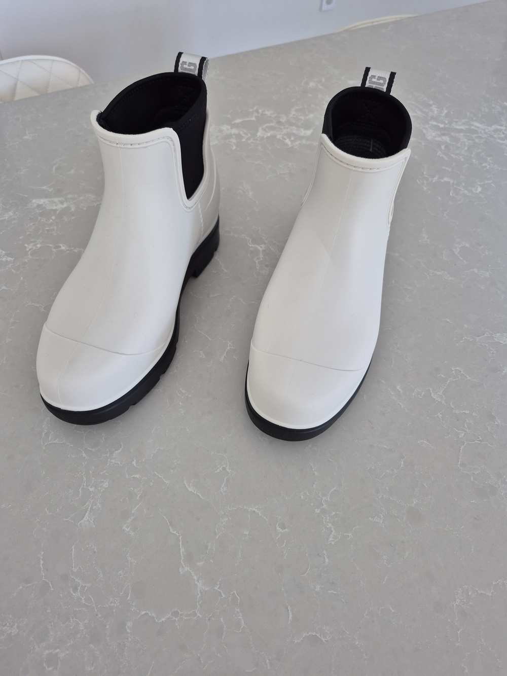White UGG Chelsea Rain Boots for Women - Slip-On Ankle Boot Size 8